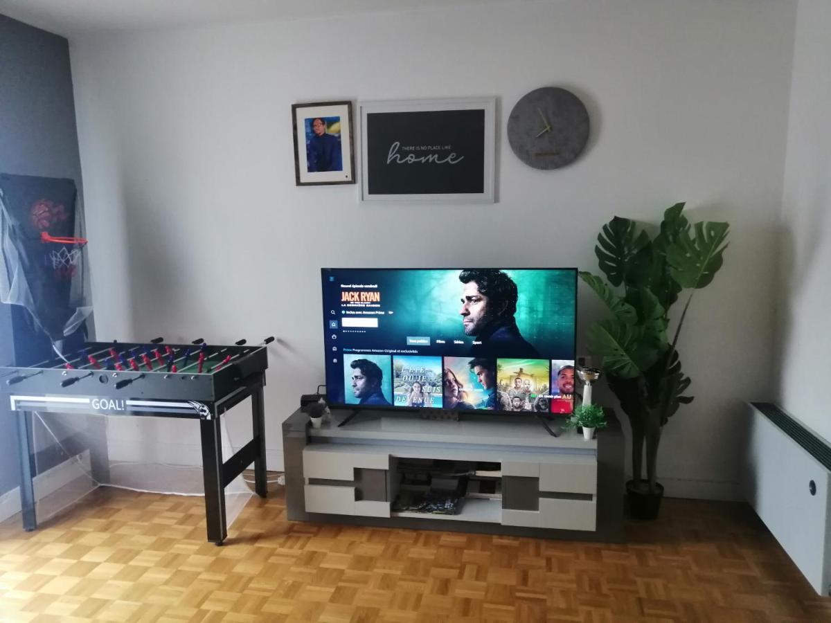 Chambre Dans Appartement A Niort Exteriör bild