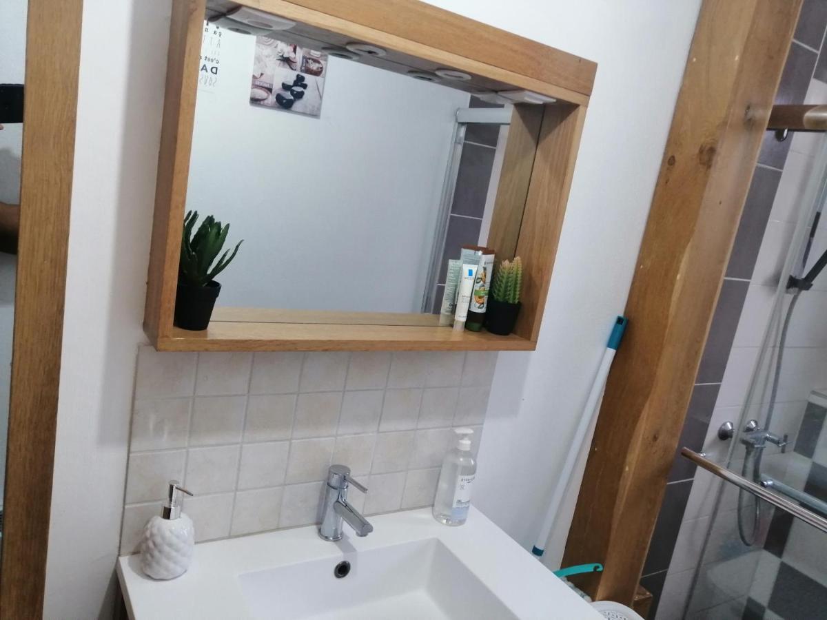 Chambre Dans Appartement A Niort Exteriör bild