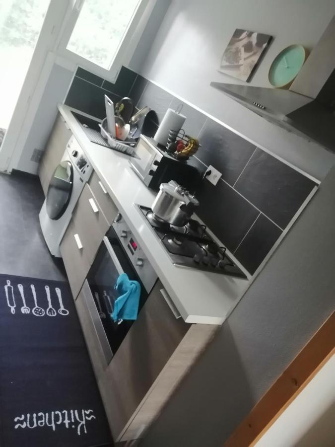 Chambre Dans Appartement A Niort Exteriör bild