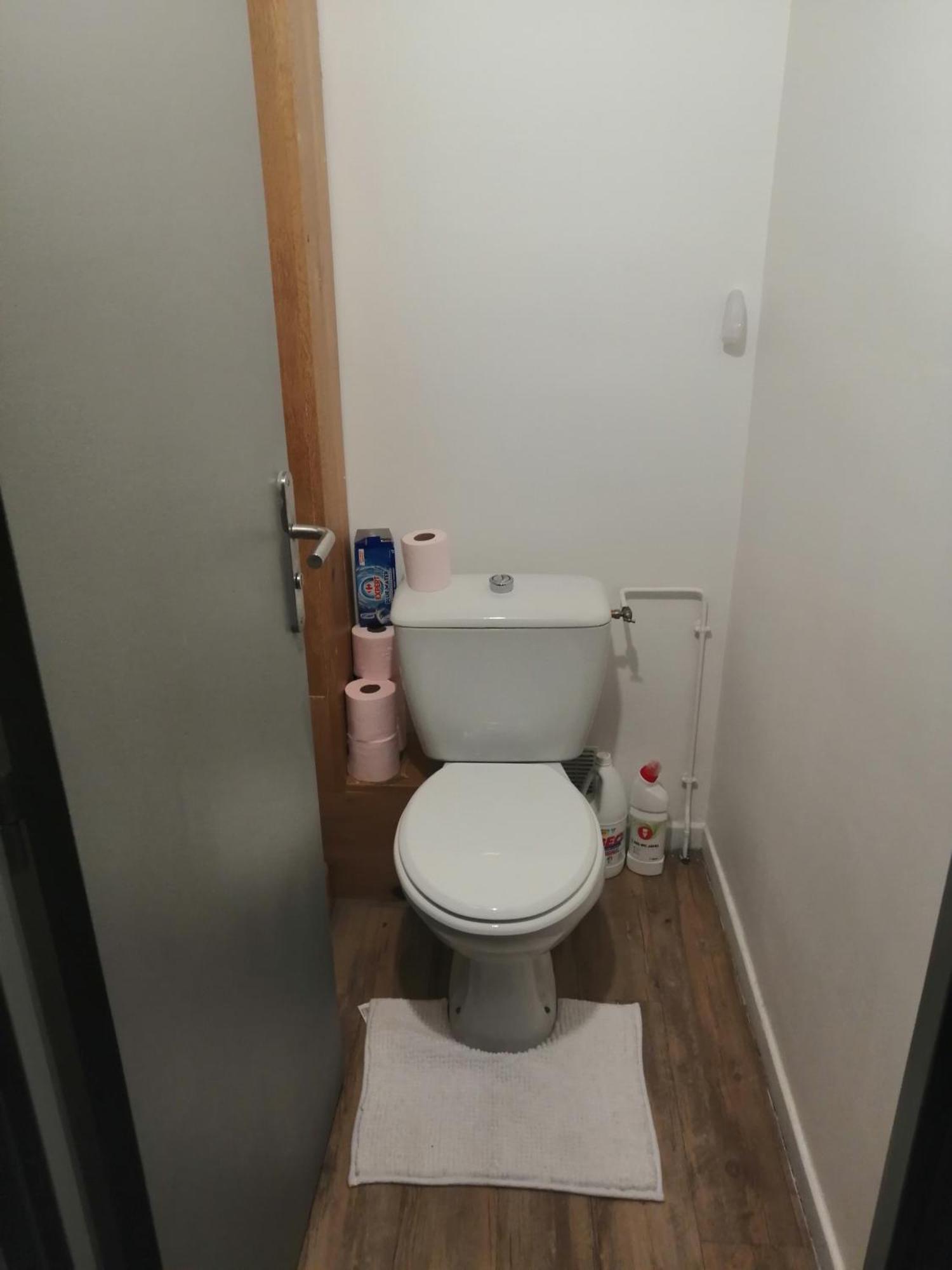 Chambre Dans Appartement A Niort Exteriör bild