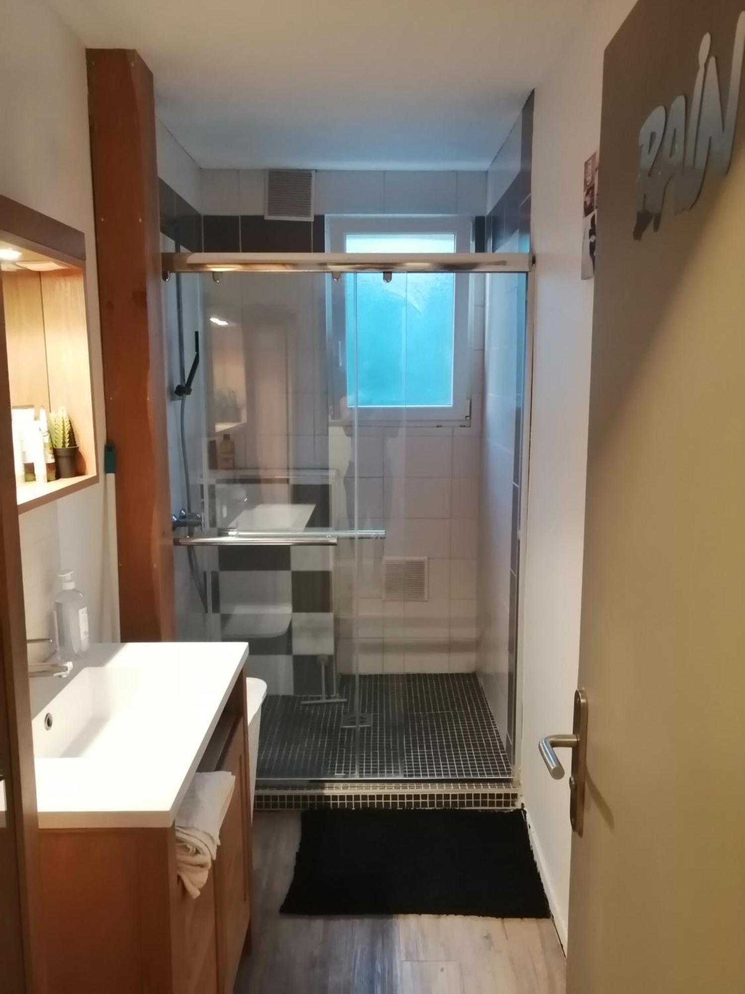 Chambre Dans Appartement A Niort Exteriör bild